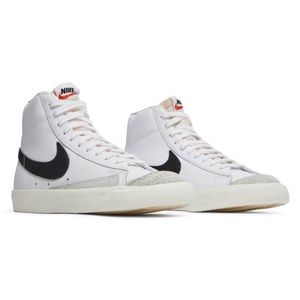 NEW 🚨 Blazer Mid ‘77 vintage ‘White Black’
